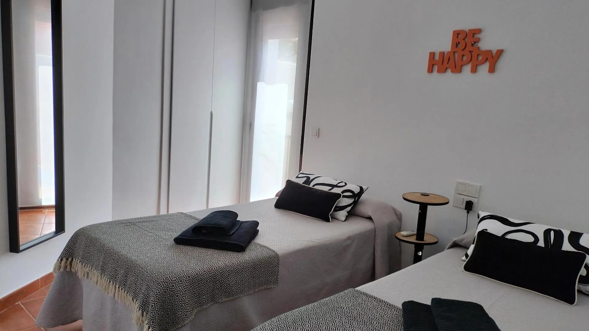 Apartamento C/Piscina Centro Nerja