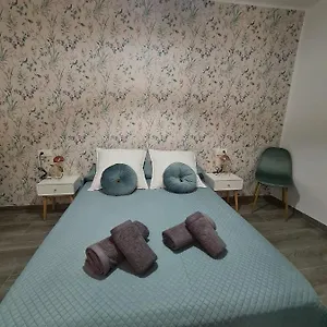  Apartment Colon